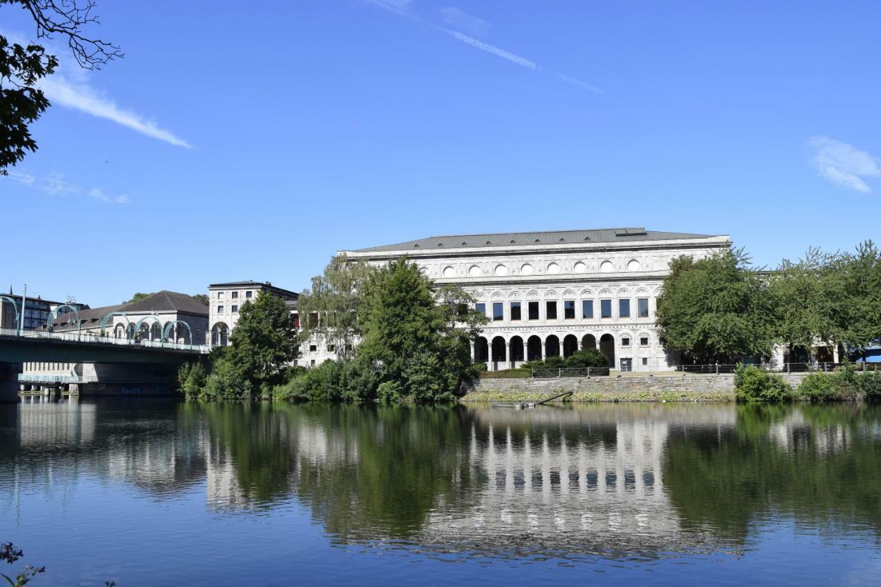 Altstadtwohnung Mit Eigenem Hauseingang Mülheim an der Ruhr Buitenkant foto